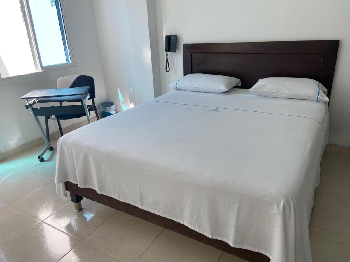 Hotel Torres Del Llano Yopal Bagian luar foto